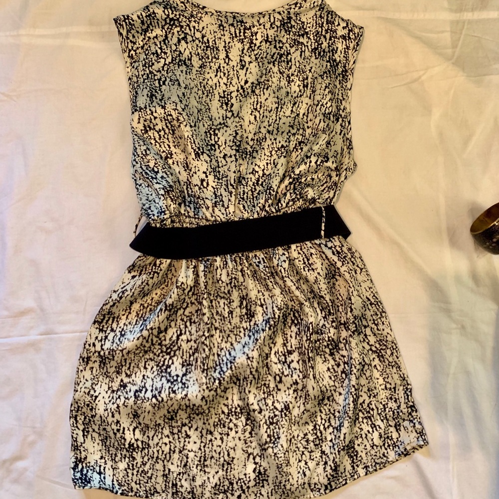 Mind code dress - Picture 2 of 5